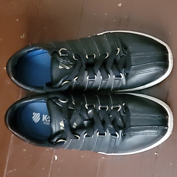 KSwiss - Picture 2 of 3